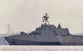 Kapal penyapu ranjau USS Santa Barbara (LCS 32) yang membersamai USS Tulsa (LCS 16) tiba di Singapura  sebelum bertolak ke Selat Hormuz pada 18 Maret 2026.