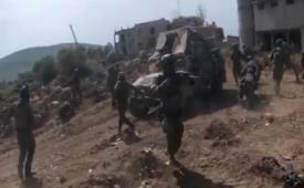 Pasukan IDF melarikan diri dari serangan drione Hizbullah di Lebanon selatan pada April 2026.