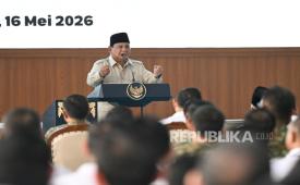 Presiden RI Prabowo Subianto saat berpidato di peresmian 1.061 Koperasi Desa Merah Putih di Kabupaten Nganjuk, Jawa Timur, Sabtu (16/5/2026).