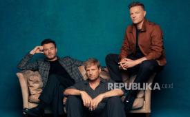 Grup musik asal Irlandia, Westlife. Seluruh kategori tiket konser Westlife: 25 Years of Hits – The Anniversary World Tour 2027 di Stadion Utama Gelora Bung Karno (GBK), Jakarta, terjual habis dalam waktu kurang dari 12 jam.