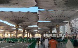 Suasana Masjid Nabawi, Madinah, Arab Saudi usai puncak musim haji, Jumat (12/6/2026). Saat ini, jamaah haji Indonesia gelombang kedua berada di Madinah sebelum bertolak ke Tanah Air.