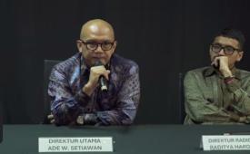 Direktur Utama PT Mahaka Radio Integra Tbk (MARI) Ade Wahyu Setiawan (kiri) dan Direktur Radio Raditya Hardanto (kanan) saat Public Expose Rapat Umum Pemegang Saham Tahunan (RUPST) MARI di Jakarta, Rabu (24/6/2026).