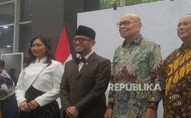 Wakil Menteri Haji dan Umrah (Wamenhaj) Dahnil Anzar Simanjuntak (kedua dari kiri) mengungkapkan sejumlah catatan penting dalam penyelenggaraan ibadah haji 2026, Kamis (25/6/2026).