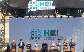 Opening Ceremony D-8 Halal Expo Indonesia di Tennis Indoor Senayan, Jakarta, Rabu (8/7/2026).