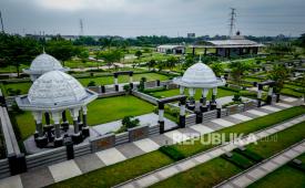 Al Azhar Memorial Garden (AMG) menandai 15 tahun perjalanannya sebagai salah satu kawasan pemakaman Muslim yang dikelola Yayasan Pesantren Islam (YPI) Al Azhar.