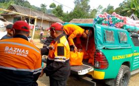 Baznas menyalurkan bantuan darurat untuk korban kebakaran di Sukabumi, Jawa Barat.