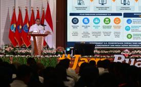 Anggota I BPK Nyoman Adhi Suryadnyana menyampaikan paparan dalam kegiatan penyerahan Laporan Hasil Pemeriksaan (LHP) atas Laporan Keuangan BSSN Tahun 2025 di Jakarta.