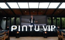 Andy Putra, Presiden Direktur Pintu.