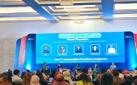 Kegiatan diskusi Sustainability Practitioner Conference 2026 membahas transisi rendah karbon yang berkeadilan.