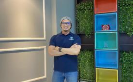 Arlen Setiawan, lulusan Universitas Nusa Mandiri (UNM), kini mendedikasikan dirinya untuk mengubah cara pencari kerja dan perusahaan saling menemukan.
