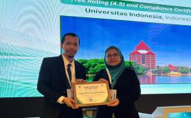 Perwakilan Universitas Indonesia menerima Certificate of Compliance dalam UI GreenMetric Sustainable University Rankings 2026 Results & Awards Ceremony di Azerbaijan State Oil and Industry University (ASOIU), Baku, Azerbaijan, Kamis (24/9/2026). 