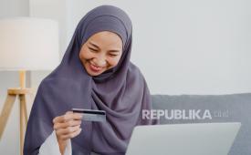 Ilustrasi bank syariah. KARIM Consulting Indonesia (KCI) memprediksi satu bank umum konvensional beraset besar akan melakukan konversi menjadi bank umum syariah (BUS) pada 2027.