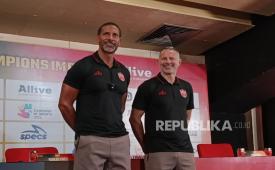 Rio Ferdinand (kiri) dan Ryan Giggs.