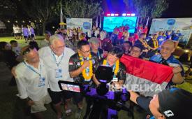 Tim selam Indonesia meraih satu medali emas dalam ajang 2026 CMAS World Championship Underwater Photo and Video yang resmi berakhir di Bali, Sabtu (10/10/2026).