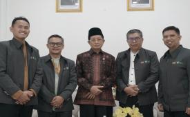 Menteri Agama (Menag) Republik Indonesia, Nasaruddin Umar, menyampaikan apresiasi mendalam atas konsistensi Dompet Dhuafa dalam merawat ukhuwah islamiyah dan menyemai syiar Islam moderat.