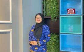 Lulusan Universitas Nusa Mandiri (UNM) tahun 2020, Selviana, membuktikan bahwa pengalaman selama kuliah menjadi modal penting dalam meniti karier. 