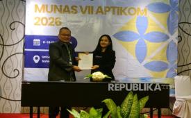 Cyber University menjalin kemitraan dengan Kinobi melalui penandatanganan nota kesepahaman (MoU) untuk memperkuat kesiapan karier mahasiswa dalam menghadapi kebutuhan dunia kerja yang terus berkembang. 