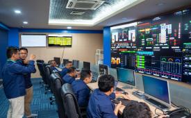 Salah satu penerapan digitalisasi pembangkit di PLN NP adalah Intelligent Centre of Optimization for Reliability & Efficiency (iCORE) yang memanfaatkan Internet of Things (IoT), integrasi data, dan analitik untuk mendukung peningkatan keandalan serta efisiensi pembangkit. Selaras dengan hal tersebut, PLN NP memperoleh penghargaan Energi Subroto 2026 dengan kategori Transformasi Digital Terbaik.
