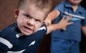 NSPCC memberikan tips agar anak tidak menjadi korban perundungan. 