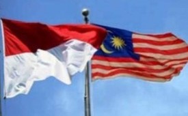 Bendera Indonesia dan Malaysia