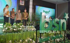 Bank Syariah Nasional (BSN) tidak lama lagi bakal menerima limpahan aset dari BTN yang akan melepas Unit Usaha Syariah (UUS). Pelepasan hak dan kewajiban UUS BTN akan diterima oleh BSN masuk dalam salah satu agenda RUPSLB BSN yang akan digelar pada 19 November 2025. Sehari sebelumnya atau 18 November 2025 BTN akan menggelar RUPSLB yang salah satu agendanya bakal melepas hak dan kewajiban UUS. Dengan pelepasan UUS BTN tersebut, maka sejak diputus pada RUPSLB BSN aset bank hasil perkawinan UUS BTN dengan Bank Victoria Syariah ini bakal mencatatkan besaran aset hampir Rp70 Triliun dan otomatis akan menempatkan BSN pada bank syariah dengan aset terbesar kedua di Indonesia.
