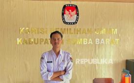 Coniel Stavia Widson, S.Kom, lulusan Program Studi (prodi) Sistem Informasi S1 tahun 2016, kini mengabdi sebagai Aparatur Sipil Negara (ASN) di Komisi Pemilihan Umum Daerah (KPUD) Sumba Barat setelah berhasil lolos seleksi CPNS 2024.