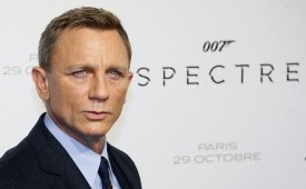 Daniel Craig. Aktris Elizabeth Olsen mengonfirmasi Daniel Craig seharusnya muncul sebagai Balder the Brave di film Doctor Strange in the Multiverse of Madness atau Doctor Strange 2 pada tahun lalu