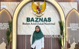 Desi Masdin Dama, alumni Program Studi Sains Data Universitas Nusa Mandiri (UNM) sebagai Kampus Digital Bisnis, yang kini berkarier sebagai Data Analyst di Divisi Marketing Communication BAZNAS RI.