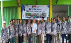 Diktri, Relawan Inspiratif Rumah Zakat, dipercaya untuk memimpin Koperasi Desa Merah Putih (KDMP) Bumisari.