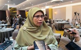 Direktur Utama LPPOM, Muti Arintawati saat acara Festival Syawal 1446 H dengan tema Perkuat Halal dari Hulu Melalui Penggilingan Daging Halal di Jakarta, Selasa (6/5/2025) 