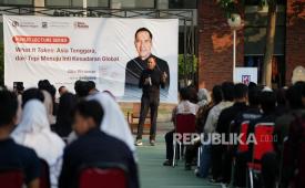 Mantan Menteri Perdagangan periode 2011–2014, Gita Wirjawan, dalam Public Lecture Series menyambut Dies Natalis ke-1 Universitas Harkat Negeri (UHN) di Kampus Tegal, Senin (22/6/2026), yang mengangkat tema 