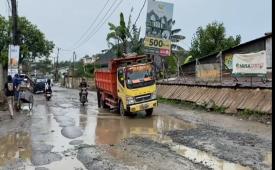 Pemerintah Provinsi Jawa Barat telah memperbaiki 15,1 kilometer jalan di Kecamatan Parung Panjang hingga Bunar, Kecamatan Cigedug, Kabupaten Bogor, dari total 28,04 kilometer panjang jalan tersebut. 