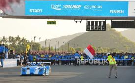 Jenius by SMBC Indonesia kembali menjadi co-title sponsor ajang lari tahunan Pocari Sweat Run 2026 di Lombok dan Bandung.