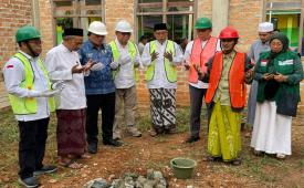 Keempat pesantren di Lampung peroleh Program Kemaslahatan. 