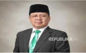 Kepala Biro AUPK dan Kepegawaian juga PLT Kepala Biro  A2KK  dan Kemahasiswaan, UIN Sunan Gunung Djati Bandung, Drs H Ajam Mustajam, M,Si.