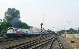 Kereta Api Cirebon Express (ilustrasi)