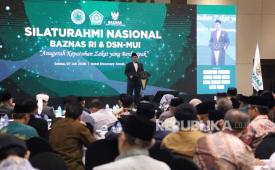 Ketua DSN-MUI KH M Cholil Nafis hadir dalam rangkaian Silaturahmi Nasional BAZNAS dan DSN-MUI Awards 2026 di Jakarta, Selasa (7/7/2026).