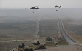 Latihan perang tentara Turki.