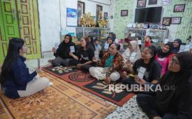 Melalui Program Membina Ekonomi Keluarga Sejahtera (Mekaar), PT Permodalan Nasional Madani (Persero) atau PNM melihat bahwa manfaat pembiayaan dapat menyentuh hal-hal yang tidak selalu terlihat dari sebuah warung, lapak, atau usaha rumahan.