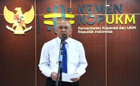 Menteri Teten Bolehkan Warung Madura Buka 24 Jam