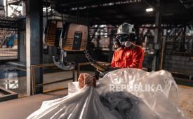 MIND ID Grup memanfaatkan lebih dari 1 juta ton material sisa yang mendorong penurunan timbulan limbah padat sebesar 11,3 persen secara tahunan. 
