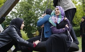Naskah Khutbah Jumat: Persahabatan Sejati, Jalan Keselamatan Dunia dan Akhirat