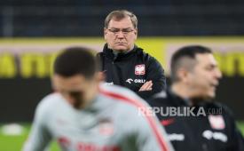 Pelatih Polandia Jan Urban.