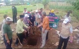 Peletakan batu pertama Masjid Desa Mangunkerta, Kecamatan  Cugenang, Kabupaten Cianjur, Jawa Barat. 