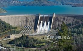 Pembangkit listrik tenaga air (ilustrasi).