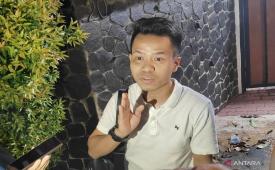 Pemilik rumah Indra Pratama yang menjadi lokasi TKP Brigadir RA tewas, Mampang Prapatan, Jakarta Selatan, Sabtu (27/4/2024)