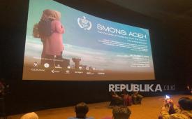 Penayangan perdana atau Special Screening terbatas film Smong Aceh yang disutradarai Tonny Trimarsanto dan diproduseri Christine Hakim di Empire XXI Yogyakarta, Kamis (5/12/2024).