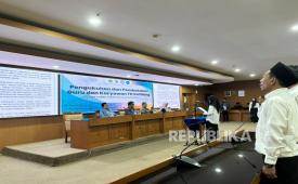  pengukuhan dan pembekalan guru serta karyawan TK Ketilang. 