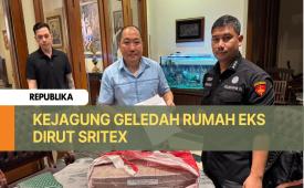 Penyidik Jampidsus menggeledah rumah mantan Dirut PT Sritex Iwan Kurniawan Lukminto (IKL) di Solo, Jateng, Selasa (1/7/2025). 