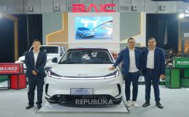 Perkenalan produk BAIC T1 di GIIAS Makassar 2026.